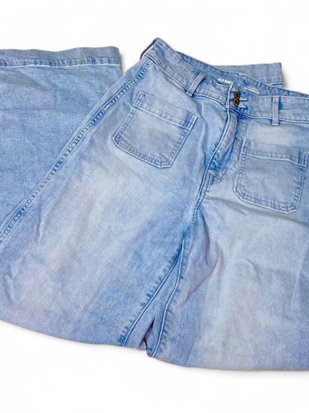 Old Navy Size 8 Light Wash High Rise Wide Leg Patch Pocket Jeans